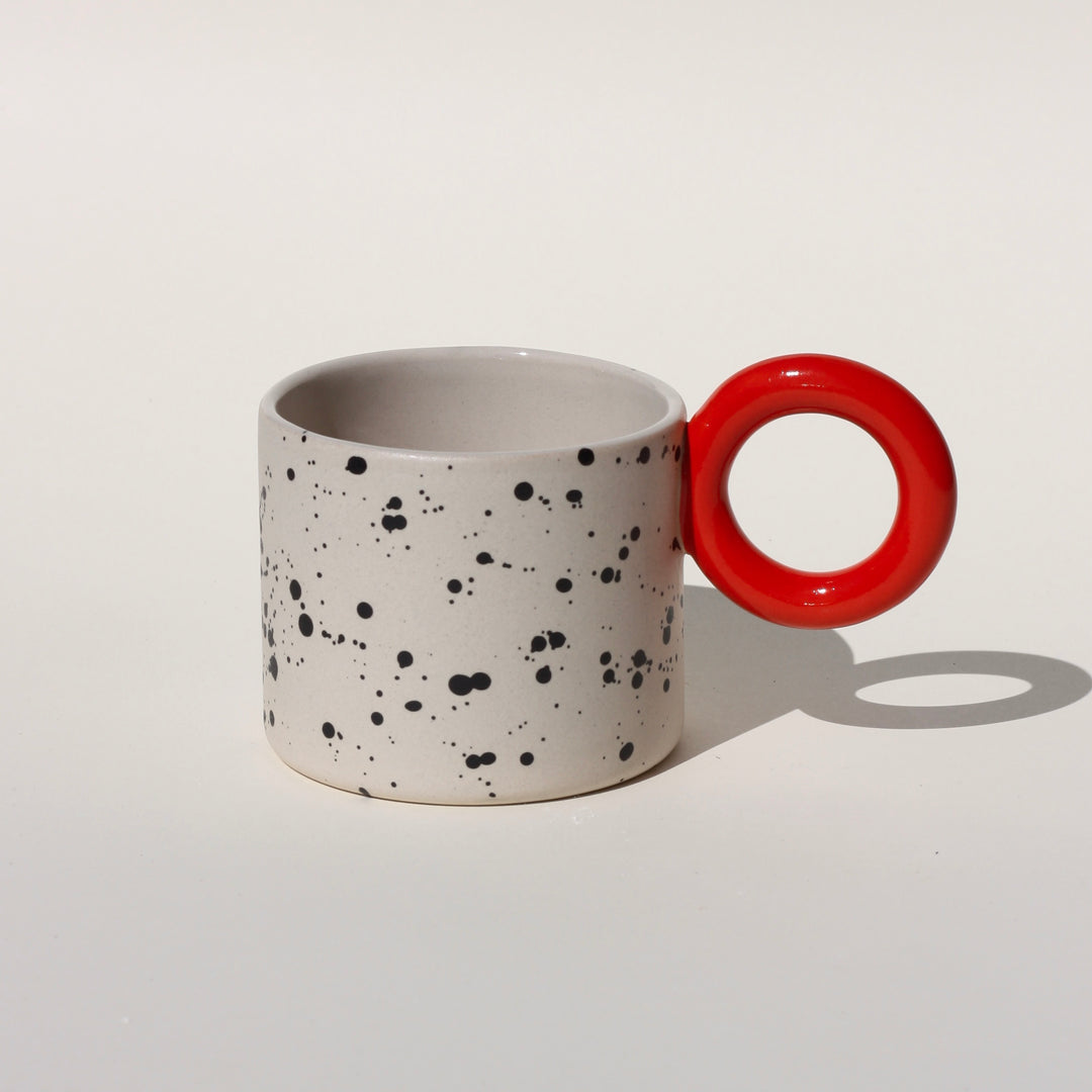 Kubek w plamki/Red - 400 ml